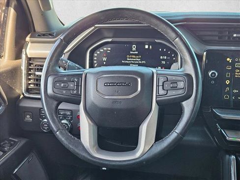 Used 2022 GMC Sierra 1500 Denali w/ Denali Reserve Package AWD/4WD image 11