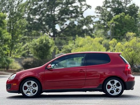 Used 2009 Volkswagen GTI 2-Door FWD image 8