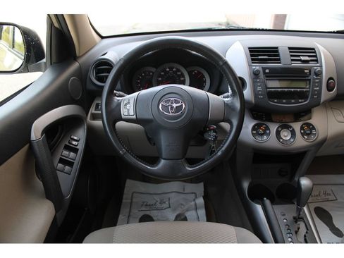 Used 2006 Toyota RAV4 Limited AWD/4WD image 27