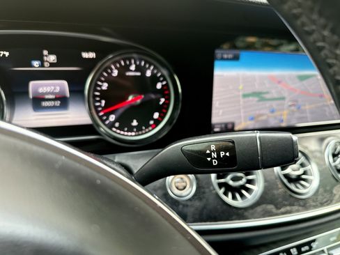 Used 2018 Mercedes-Benz E 400 4MATIC Coupe image 23