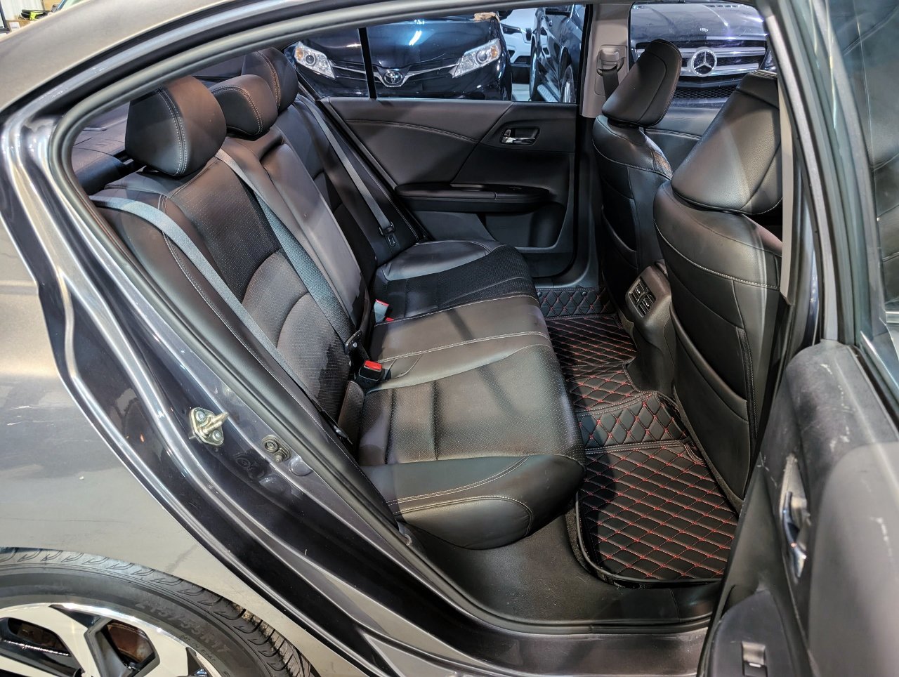 Used 2016 Honda Accord EX-L image 24