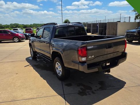 Used 2021 Toyota Tacoma SR AWD/4WD image 3