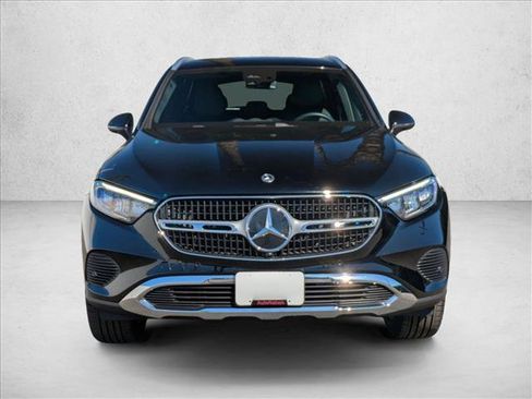 Certified 2025 Mercedes-Benz GLC 300 image 5