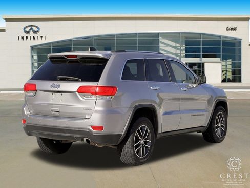 Used 2017 Jeep Grand Cherokee Limited AWD/4WD image 3