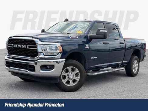 Used 2024 RAM 2500 Big Horn AWD/4WD image 1