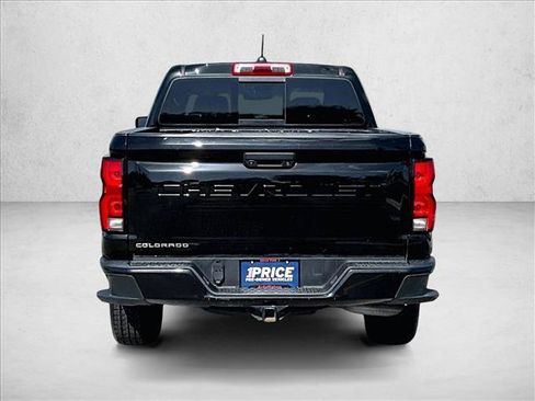 Used 2023 Chevrolet Colorado Z71 w/ Z71 Convenience Package 2 AWD/4WD image 4