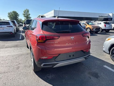 Certified 2024 Buick Encore GX Preferred FWD image 8