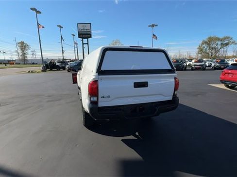 Used 2022 Toyota Tacoma SR image 7