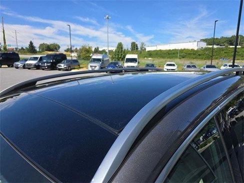 Certified 2026 Mercedes-Benz GLB 250 4MATIC image 14