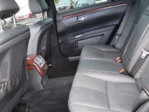 Used 2007 Mercedes-Benz S 550 image 17