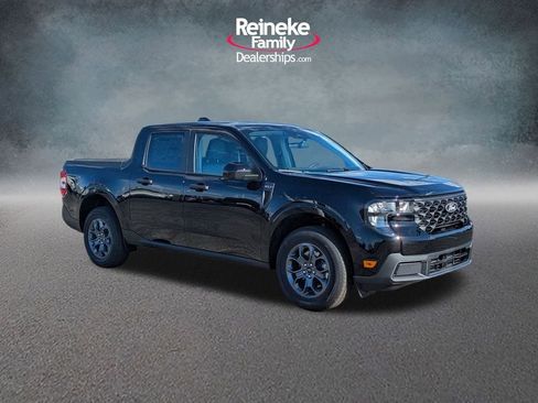 New 2025 Ford Maverick XLT w/ XLT Luxury Package image 3