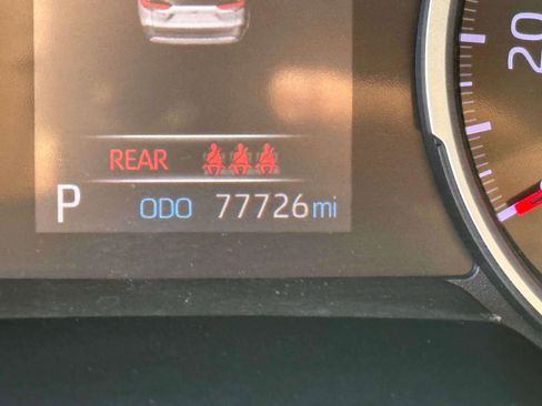 Used 2019 Toyota RAV4 XLE image 25