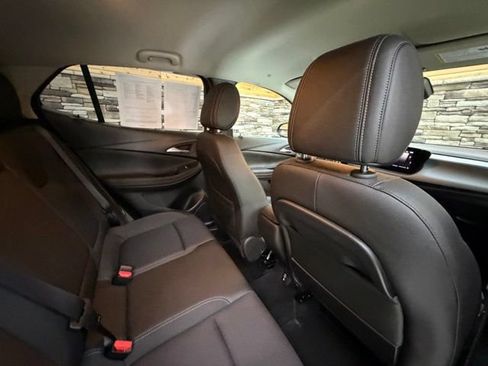 Used 2024 Buick Encore GX Preferred w/ Comfort Package AWD/4WD image 34