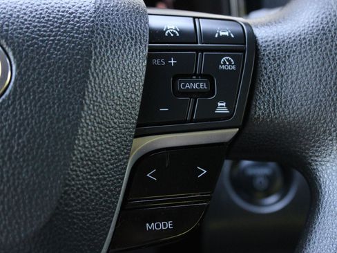 Used 2025 Toyota Camry LE FWD image 32
