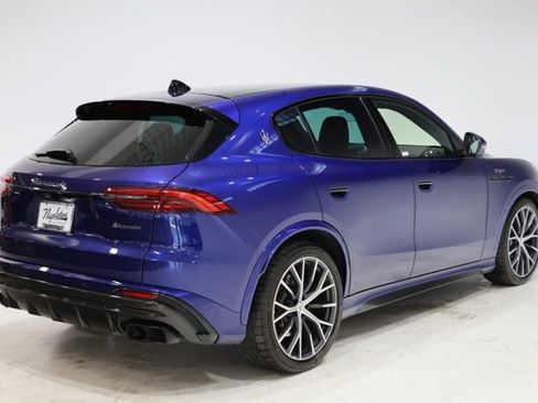 Used 2024 Maserati Grecale Trofeo AWD/4WD image 8