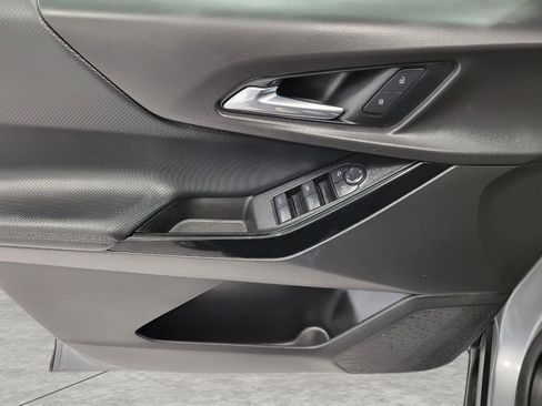 Used 2025 Chevrolet Equinox LT image 26