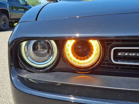 Used 2022 Dodge Challenger GT AWD/4WD image 9
