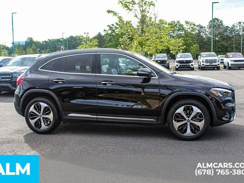 Used 2025 Mercedes-Benz GLA 250 image 9