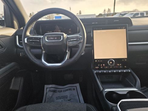 Used 2025 GMC Terrain Elevation image 4