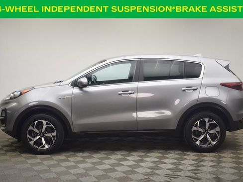 Used 2021 Kia Sportage LX AWD/4WD image 11