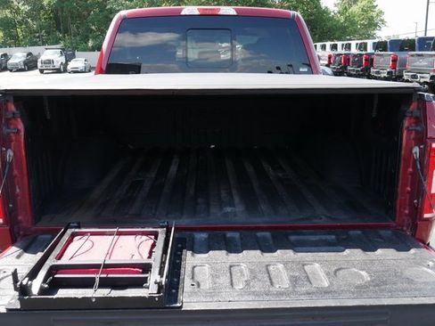Used 2018 Ford F150 XLT w/ Equipment Group 302A Luxury image 12