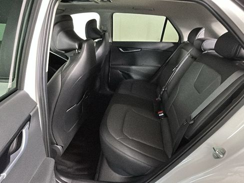 Used 2024 Kia Niro Wave w/ Wave Preserve Package FWD image 26