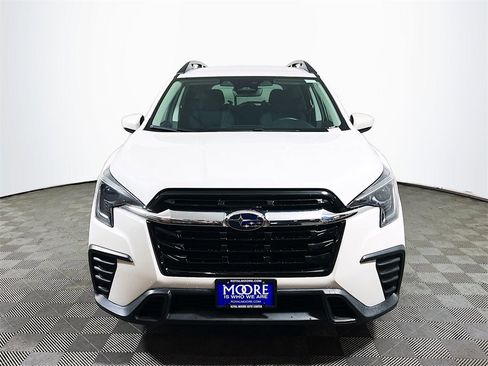 Used 2024 Subaru Ascent Premium w/ Convenience Package image 3