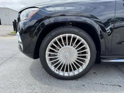 Used 2021 Mercedes-Benz Maybach GLS 600 4MATIC image 33