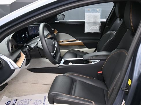 Used 2024 Lucid Air Pure image 16