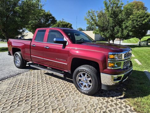 Used 2014 Chevrolet Silverado 1500 LT w/ LT Convenience Package RWD image 11