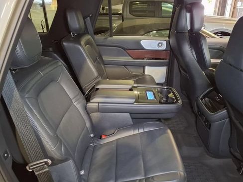 Used 2023 Lincoln Navigator Reserve AWD/4WD image 24
