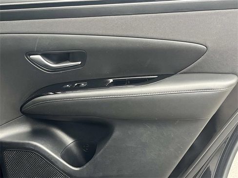 Used 2024 Hyundai Tucson Limited image 9