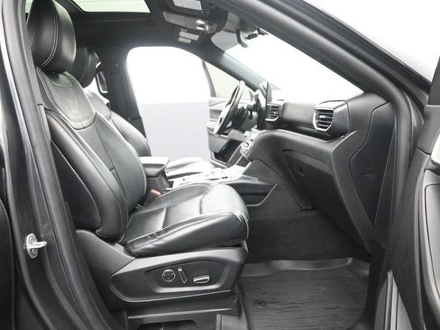 Used 2020 Ford Explorer ST w/ ST Street Pack image 20