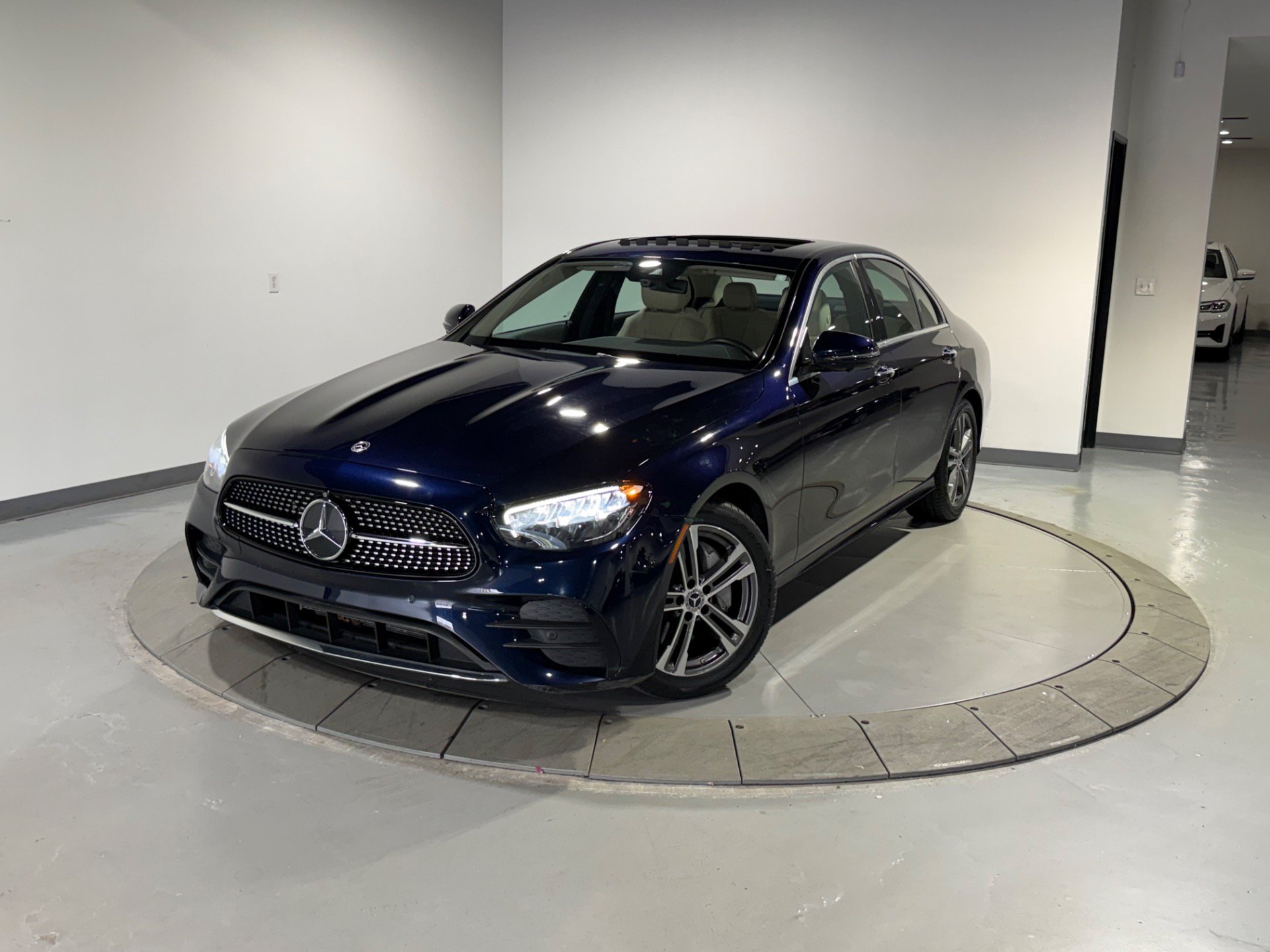 Used 2023 Mercedes-Benz E 350 4MATIC Sedan w/ Premium Package image 3