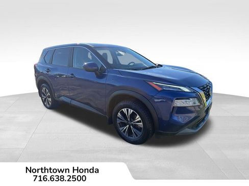 Used 2023 Nissan Rogue SV image 1