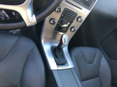 Used 2013 Volvo XC60 3.2 image 14