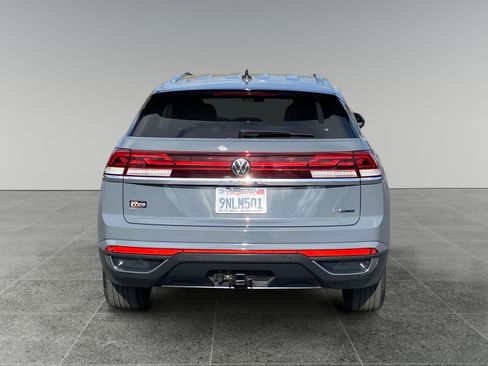 Used 2024 Volkswagen Atlas Cross Sport SE AWD/4WD image 4