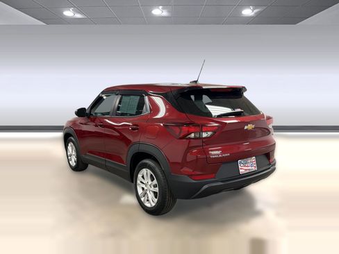 Used 2023 Chevrolet TrailBlazer LS image 3