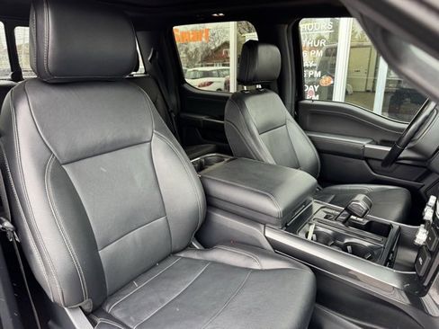 Used 2022 Ford F150 XLT w/ Equipment Group 302A High image 12