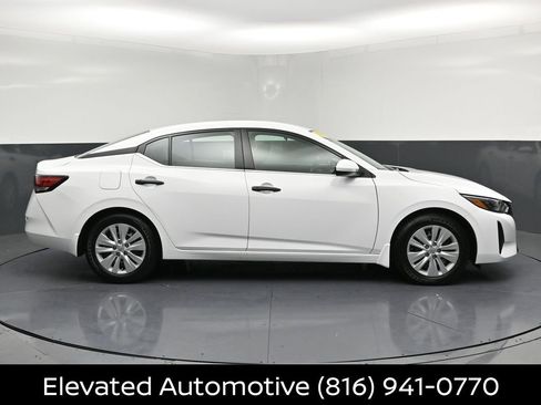 Certified 2025 Nissan Sentra S FWD image 24