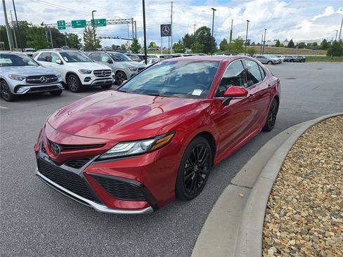 Used 2023 Toyota Camry XSE FWD image 8