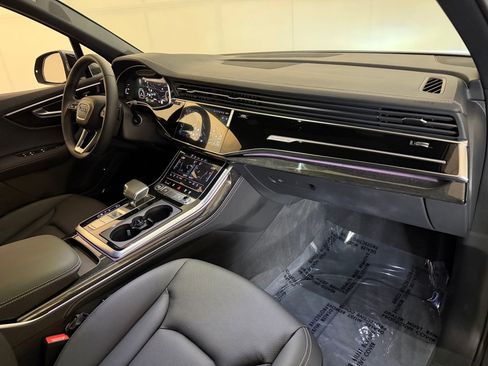 Used 2026 Audi Q7 3.0T Premium Plus w/ Premium Plus Package AWD/4WD image 31