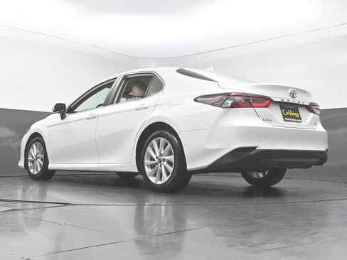Used 2023 Toyota Camry LE FWD image 43