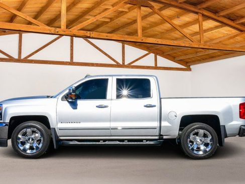 Used 2017 Chevrolet Silverado 1500 LTZ w/ LTZ Plus Package image 2