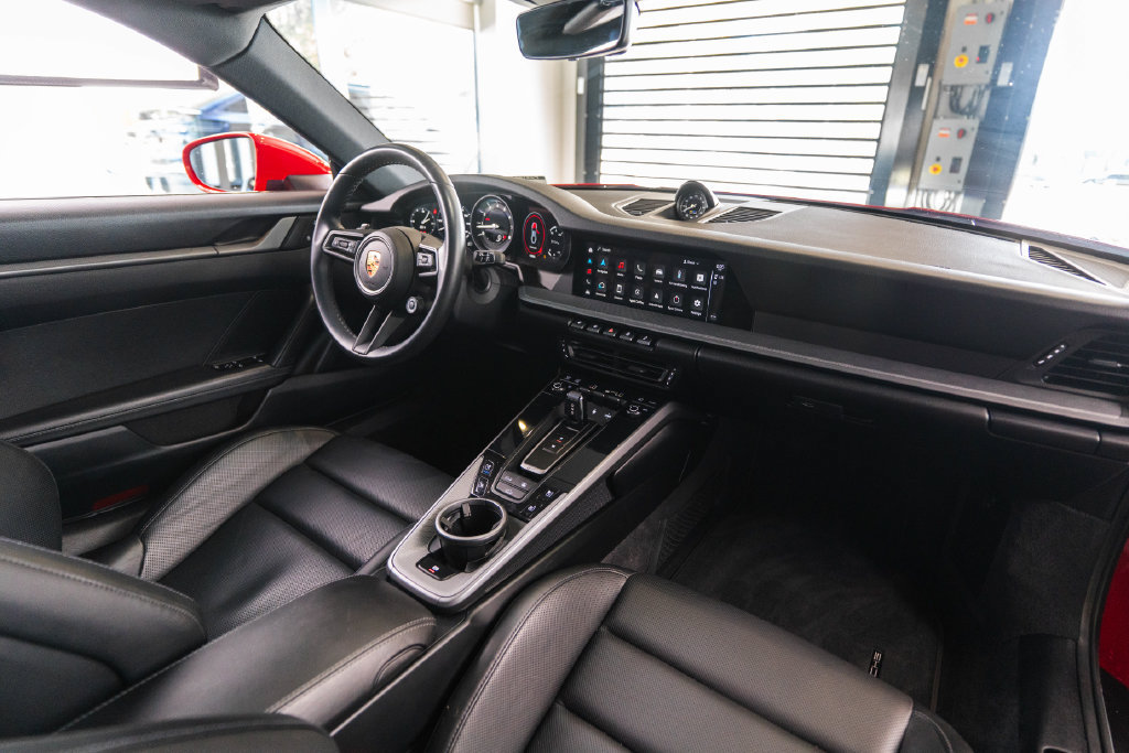 Certified 2022 Porsche 911 Carrera RWD image 14