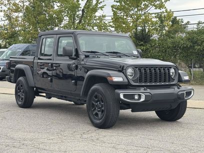 Used 2025 Jeep Gladiator Sport