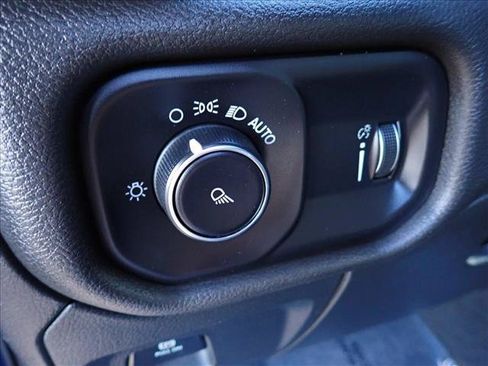 Used 2024 RAM 1500 Tradesman AWD/4WD image 13