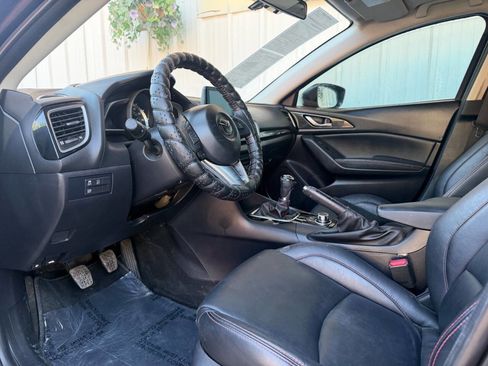Used 2016 MAZDA MAZDA3 i Grand Touring FWD image 11