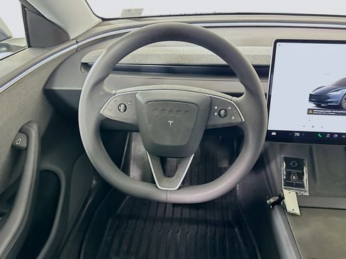 Used 2025 Tesla Model 3 Long Range image 16