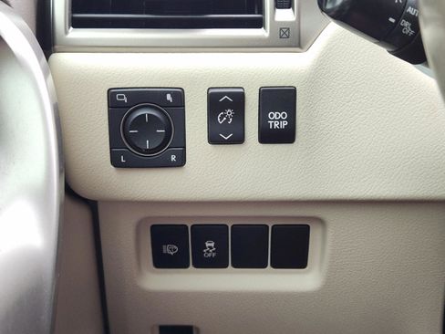 Used 2018 Lexus GX 460 Premium image 18